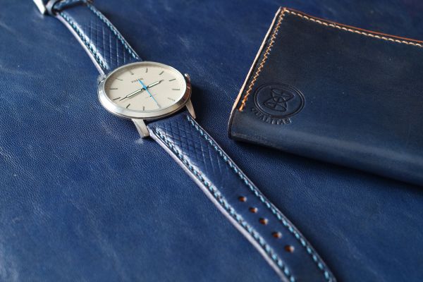 Часовой ремешок синий