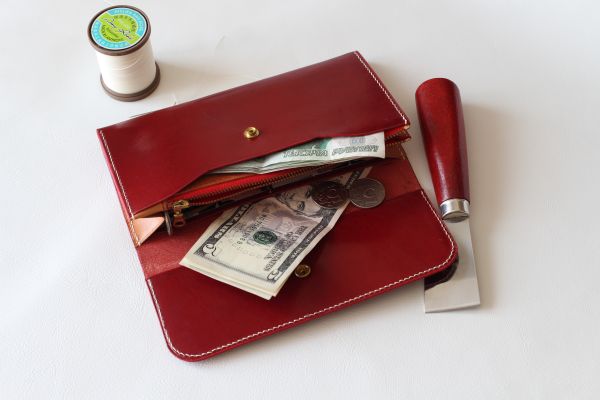 Кошелек большой женский из кожи аванкорпо цвет карамель и клюква