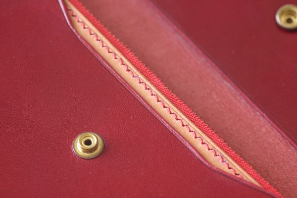 Кошелек большой женский из кожи аванкорпо цвет карамель и клюква