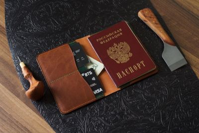 Обложка зеленая с коричневым